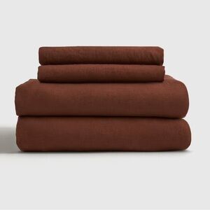 NWOT QUINCE European Linen Sheet Set Cal King Bordeaux 5102